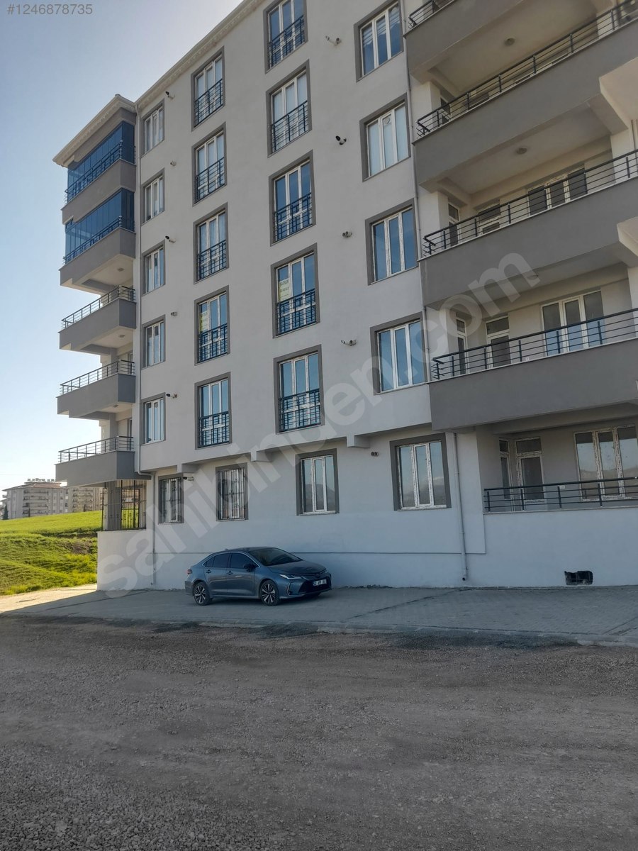 M.SİNAN GÖLBAŞI,GÖL MANZARALI 3+1 KİRACI 20,000 TL DE OTURUYOR
